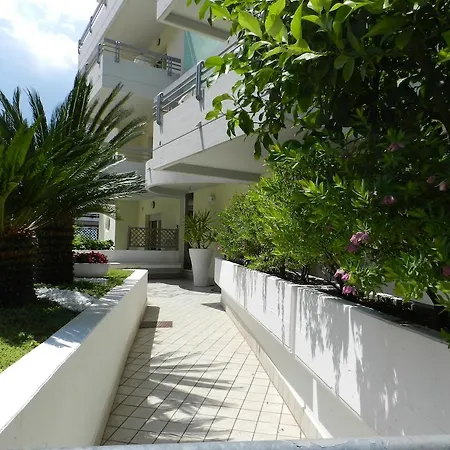 Dolce סן בנדטו דל טרנטו