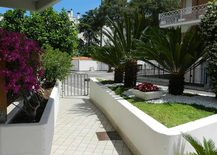 Dolce 公寓式酒店 圣贝内代托-德尔特龙托