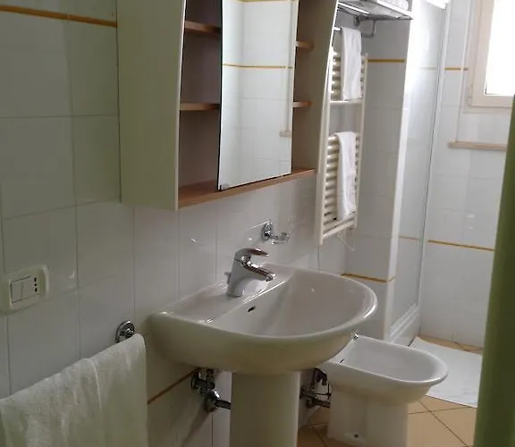 Dolce 圣贝内代托-德尔特龙托