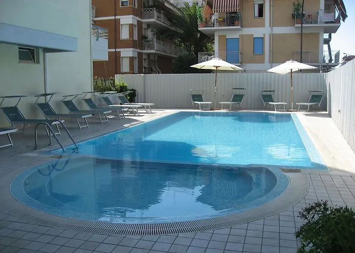 Dolce 圣贝内代托-德尔特龙托